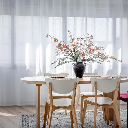 2 Spacieux Lit King Verdun Parking Gratuit Apartment Valence (Drome)