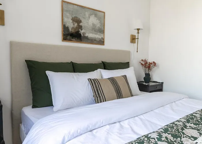 Apartment 2 Spacieux Lit King Verdun Parking Gratuit *