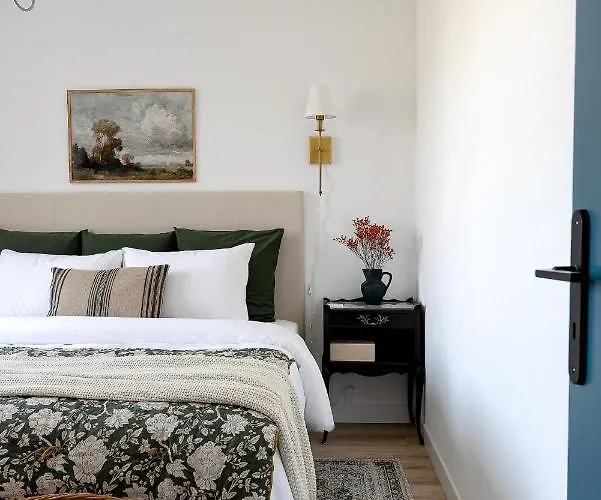 2 Spacieux Lit King Verdun Parking Gratuit Apartamento